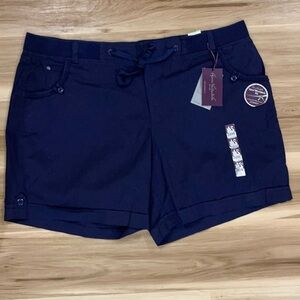 Gloria Vanderbilt NWT Cargo Shorts, Navy, Size 26W,